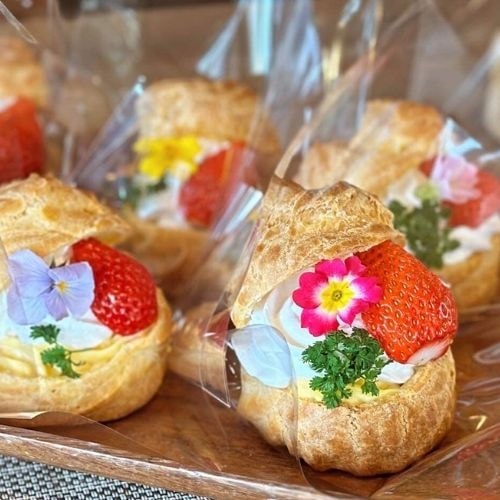 咲くカフェ Flower お花のシュークリーム